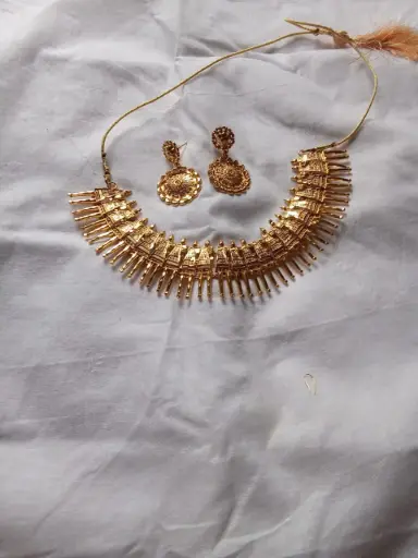 The Short Copper Necklace