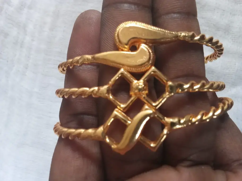 This Is Noya Copper Bangles